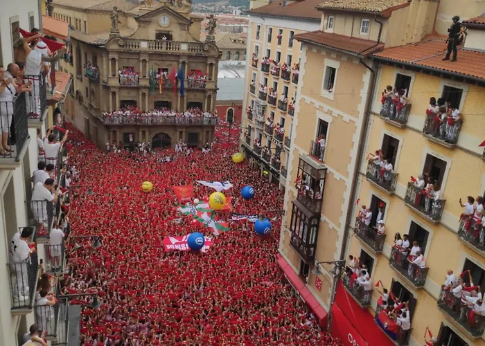 Atico En La Plaza Del Ayuntamiento